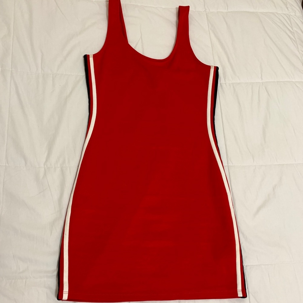 RED DIVIDED MINI DRESS